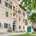 Villa Bivai *